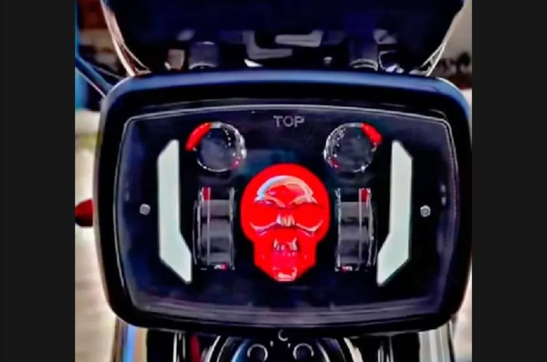 Premium Skull Headlamp for All Bikes – Aggressive Red Skull DRL with Dual LED Projectors