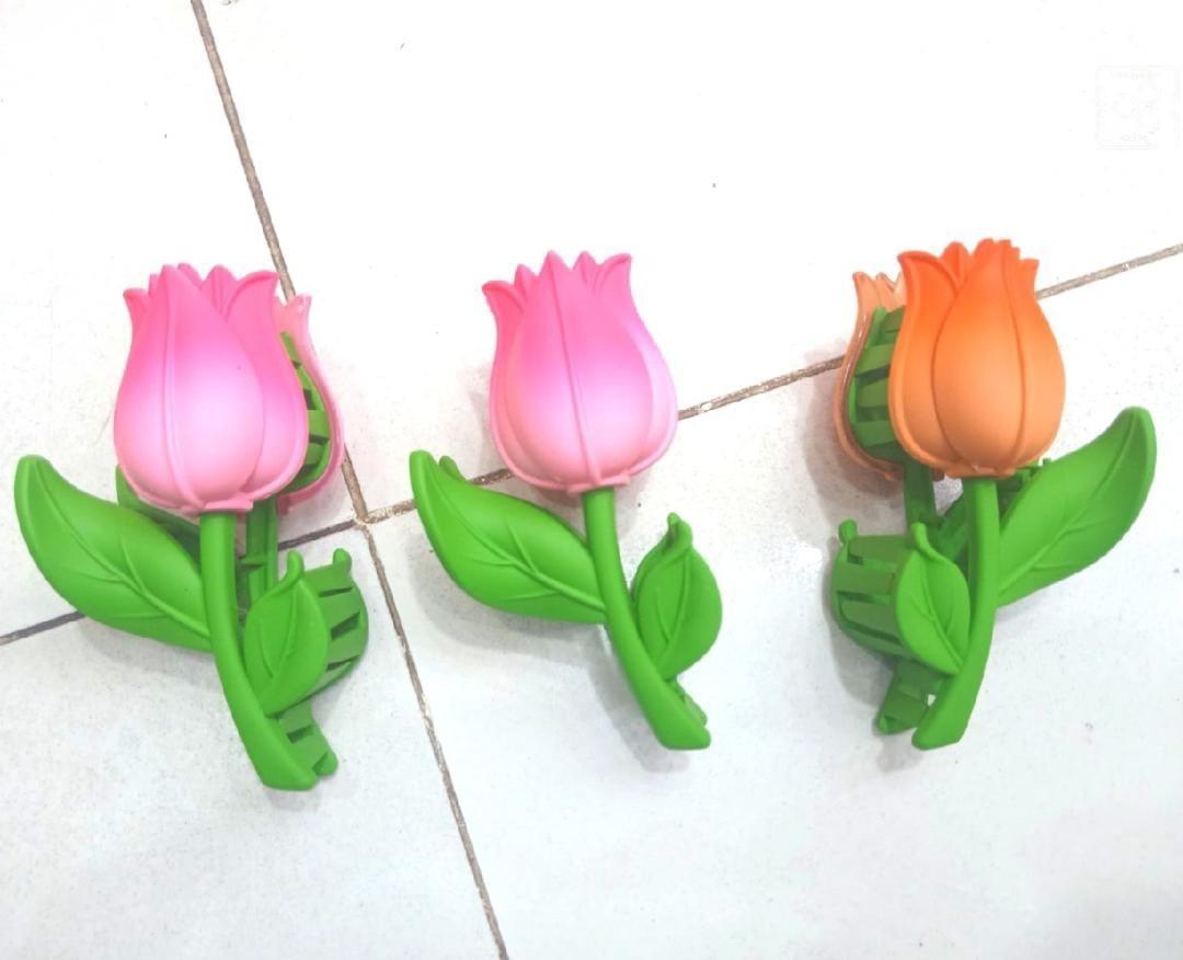 3in1 HairCatchers Flowers pack of 2 And Fur x1 And other fur x1 Trending Style Aesthetic HairCatchers 3in1