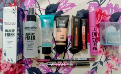 8 in 1 Makeup Set For Pakistani Womans