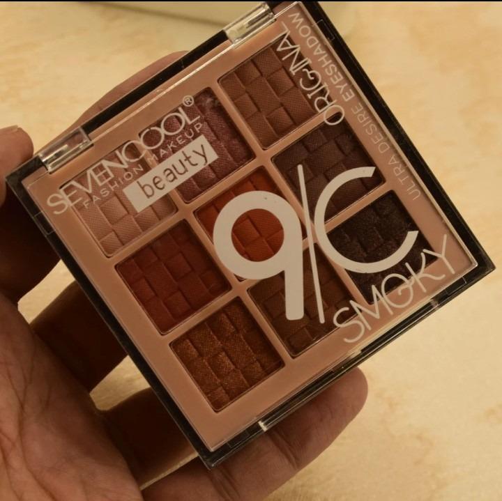 Eye Shadow Kit For Pakistani Womans Mate & Glitter
