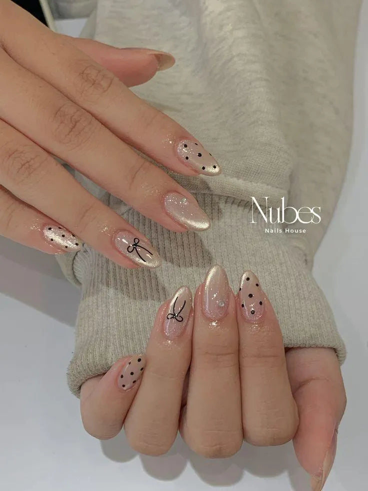 Pack of 24 nails for girls