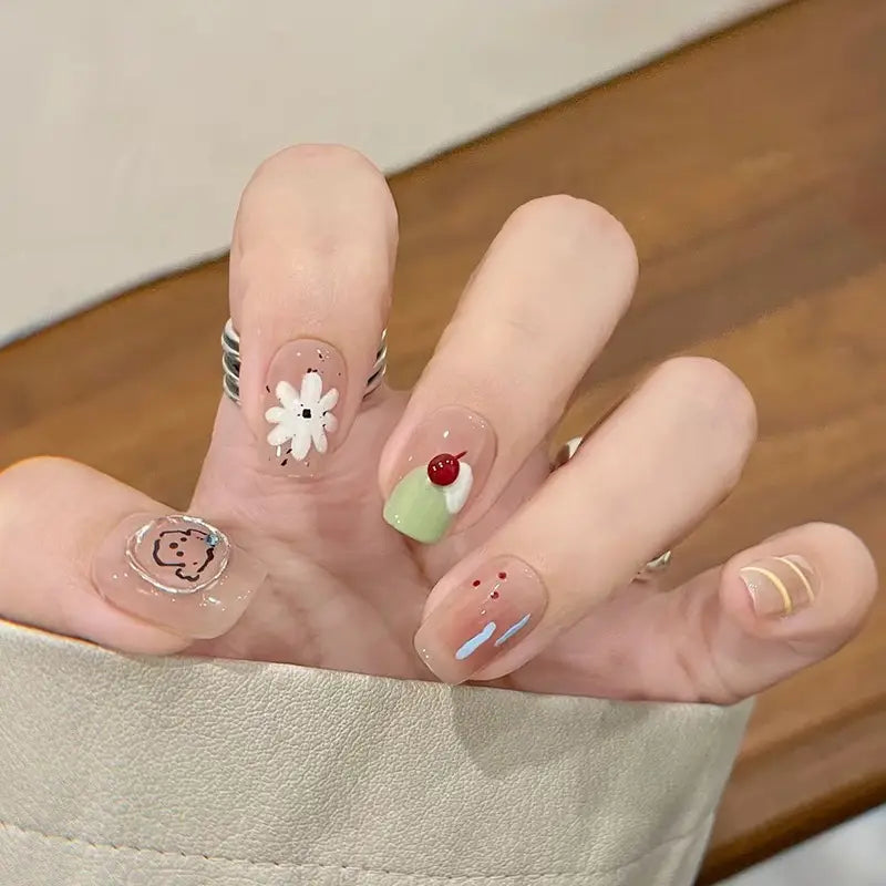 Pack of 24 nails for girls