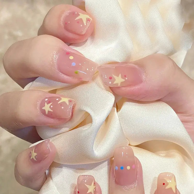 Pack of 24 nails for girls