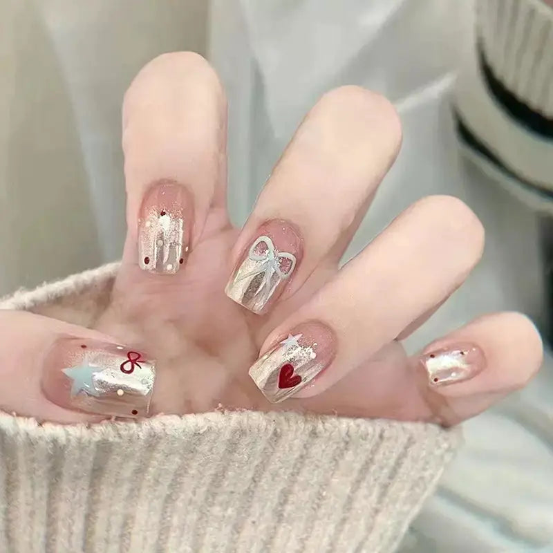 Pack of 24 nails for girls