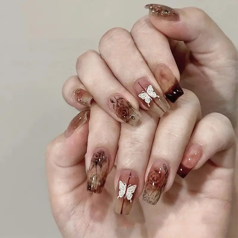 Pack of 24 nails for girls