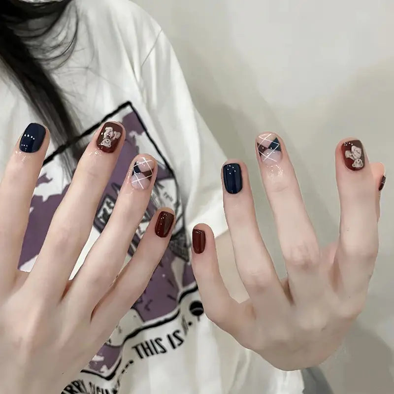 Pack of 24 nails for girls