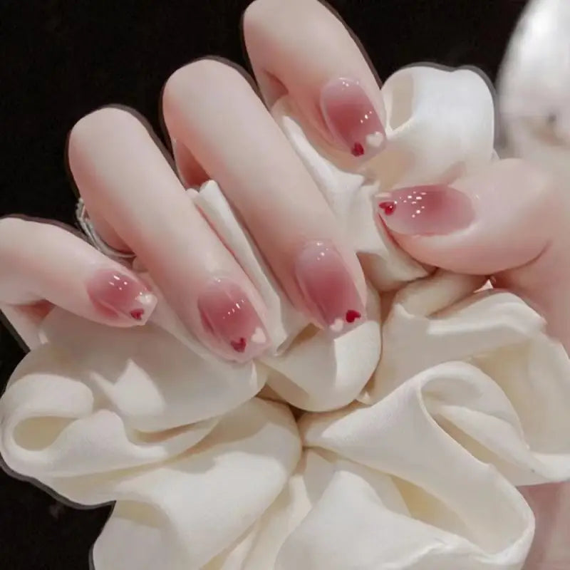 Pack of 24 nails for girls