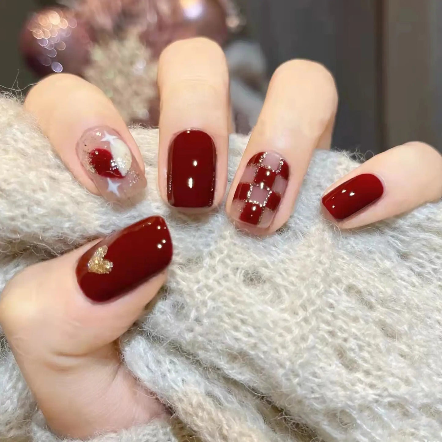 Pack of 24 nails for girls