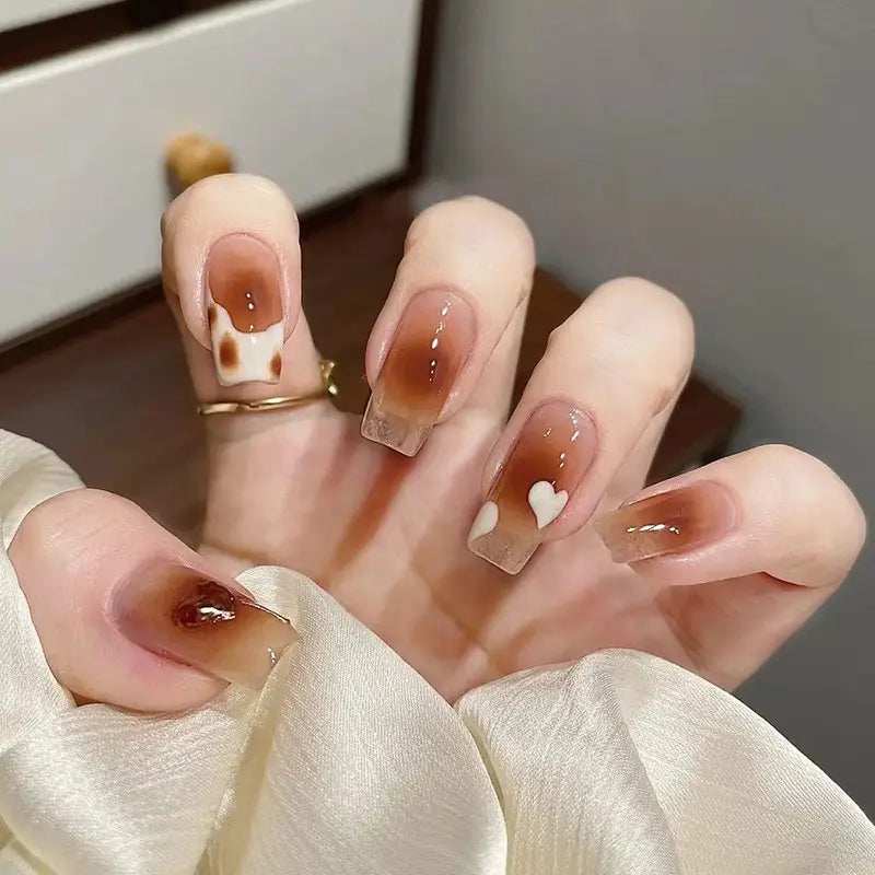 Pack of 24 nails for girls