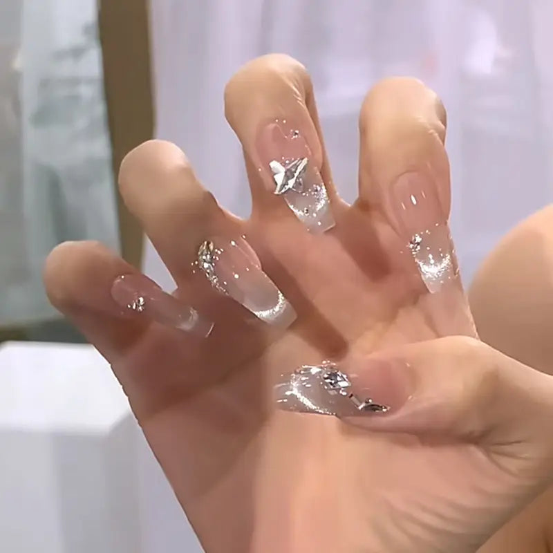 Pack of 24 nails for girls
