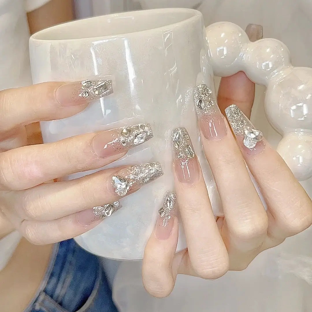 Pack of 24 nails for girls