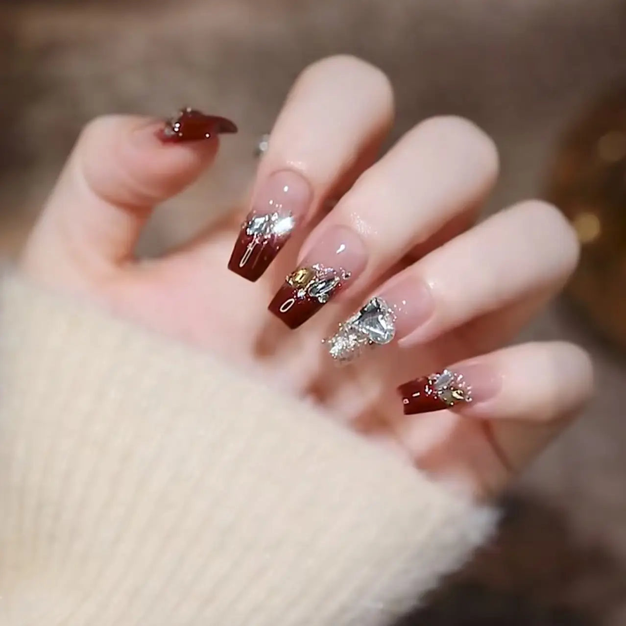 Pack of 24 nails for girls
