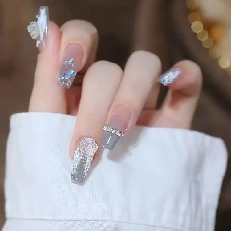 Pack of 24 nails for girls
