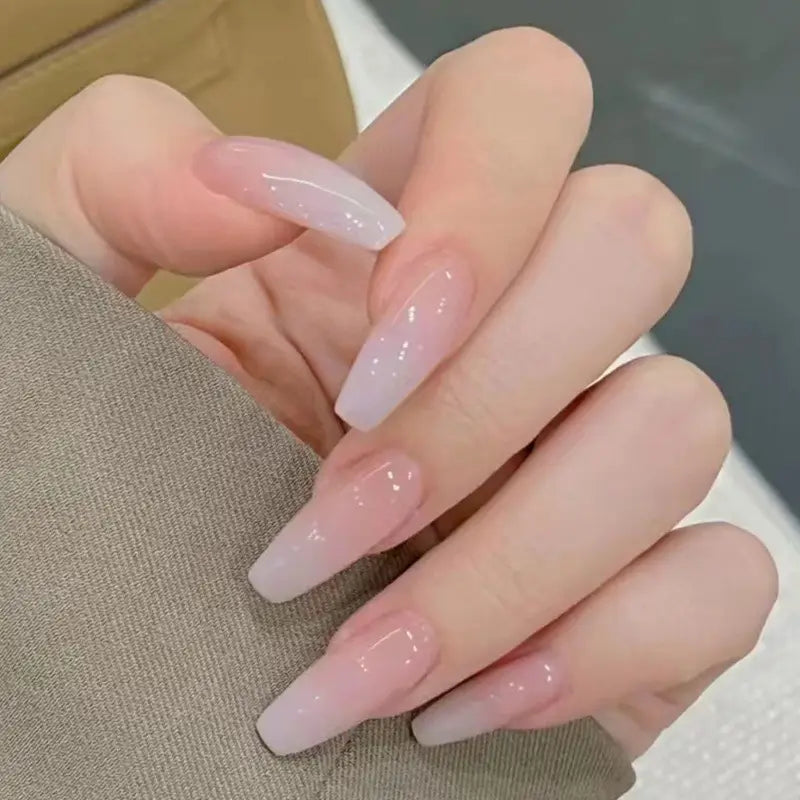 Pack of 24 nails for girls