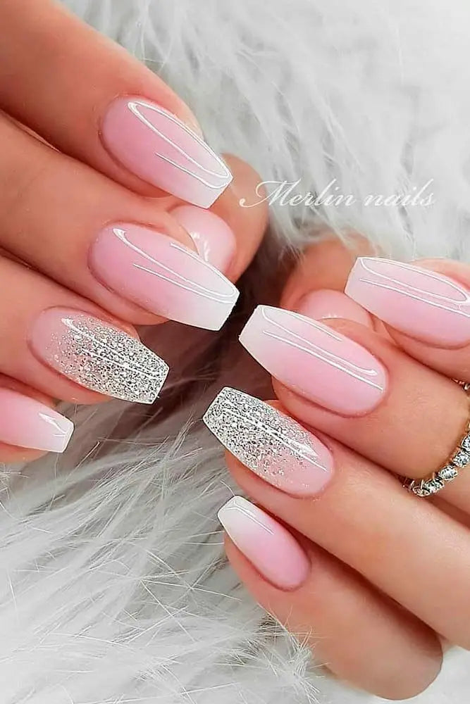 Pack of 24 nails for girls