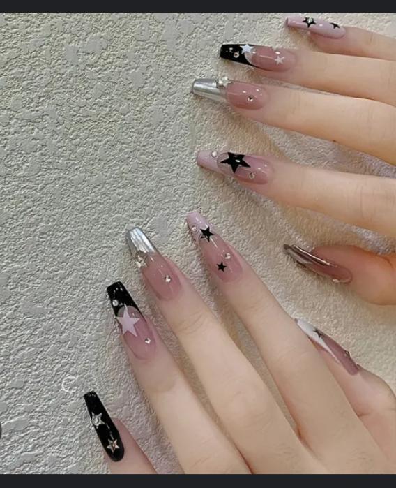 Pack of 24 nails for girls