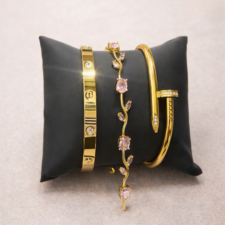 Pack of three premium Bracelet