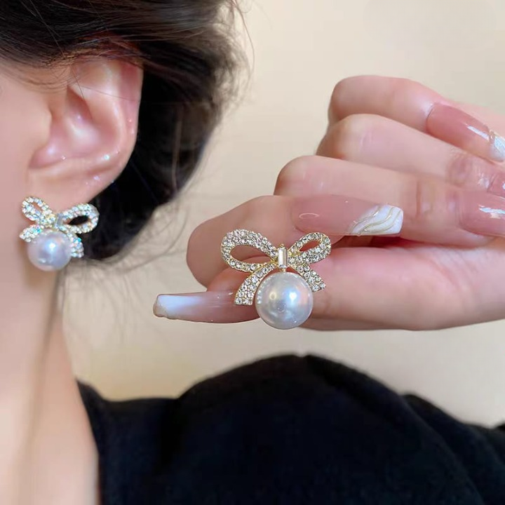Boo Style Earrings silver gold
