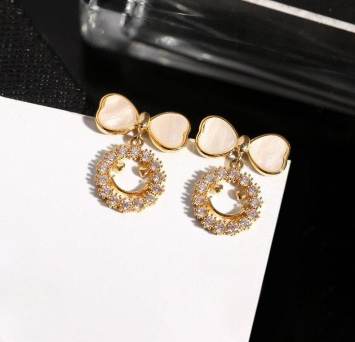 Smiley Face Zircon Korean Earrings – Elegant Bow &amp; Crystal Circle Design - Available In Goden And Silver Color