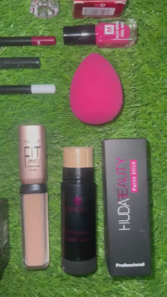 16 in 1 Makeup Set For Pakistani Womans Long-Lasting & Travel Friendly